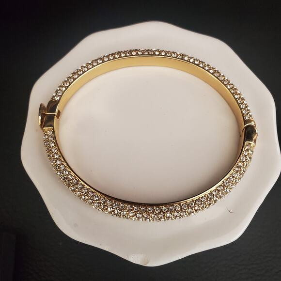 Juicy Couture Gold Tone Crystal Bangle Bracelet Hinged Clasp - Picture 7 of 11